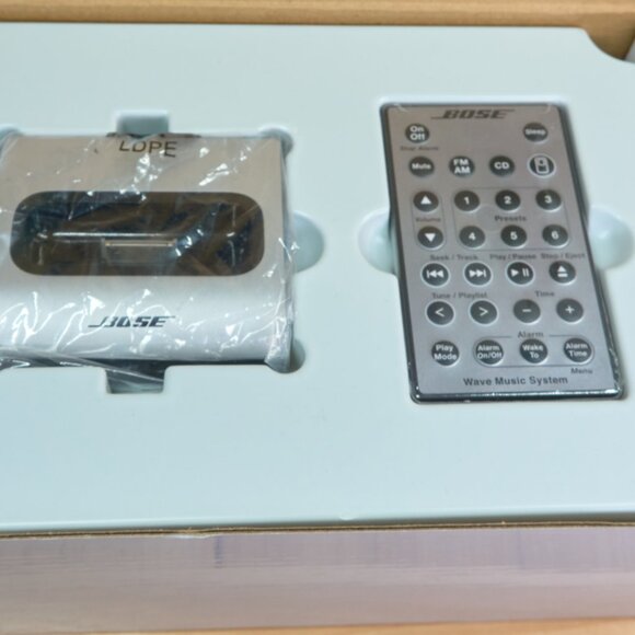 Bose Wave Music System WRII Connect Kit for iPod - Picture 5 of 6